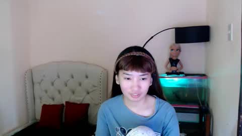 Snapshot of shantalfoxxy chatting on 04.22.26 SHANTA FOX s online show from 04.22.26