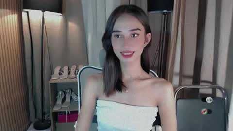 Snapshot of shantallfuckdoll chatting on 05.03.26 shantallfuckdoll online show from 05.03.26