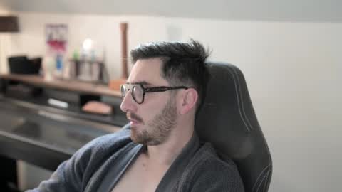 frenchy boy online show from 11.08.25