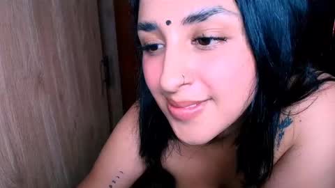 Snapshot of sharain chatting on 02.20.25 My real name is bella  Much Gust  online show from 02.20.25