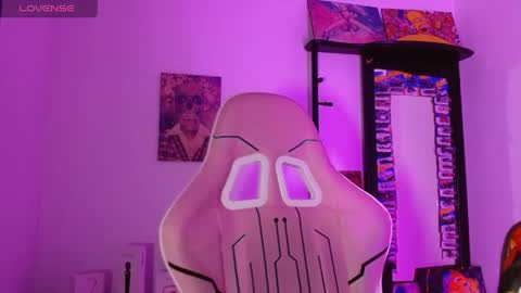 sharaross1 online show from 04.12.26