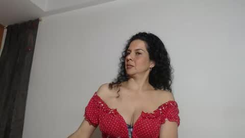 sharickleon11 online show from 01.13.26