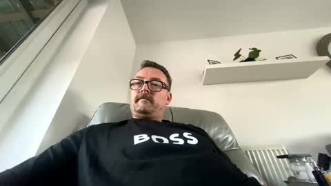 Sharksboy online show from 10.05.25