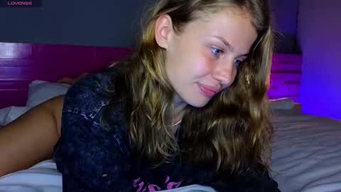 Sharleen online show from 11.20.25