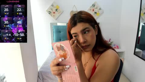 Snapshot of sharloth_f_w chatting on 02.14.26 Camila online show from 02.14.26