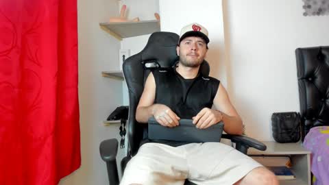 sharlotte_maikol online show from 12.31.24