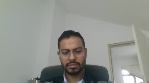 Snapshot of sharmamanxyz chatting on 10.17.25 sharmamanxyz online show from 10.17.25