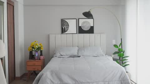 sharon baker online show from 02.04.25