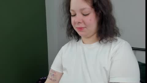 Snapshot of sharon_coxxx chatting on 05.29.26 Sharon online show from 05.29.26