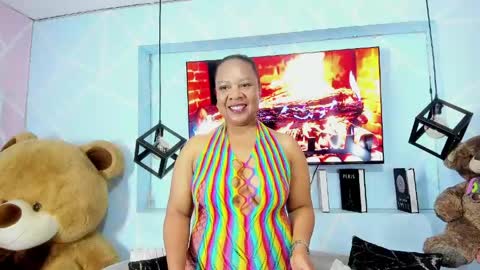 Snapshot of sharon_noa chatting on 04.29.26 Sharon Noa online show from 04.29.26