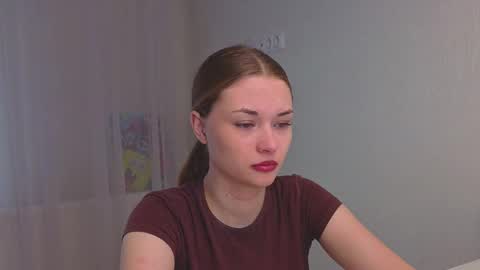 Miroslava online show from 10.18.25