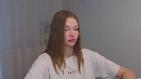 Miroslava online show from 10.24.25