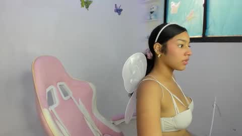 loraine online show from 10.28.25