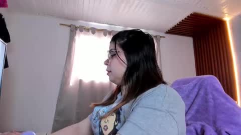 SASHA BLOOM online show from 09.15.25