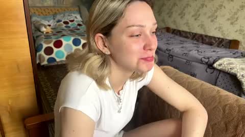 Snapshot of shawandamisemer chatting on 05.19.26 Lilith online show from 05.19.26