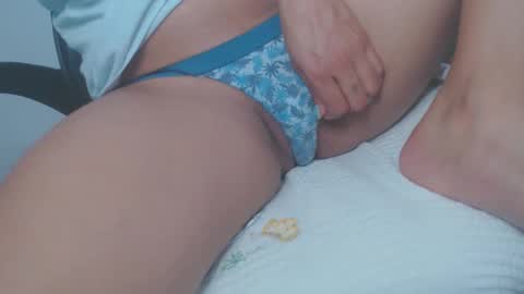 Snapshot of shayna_cute chatting on 05.19.26 Shayna online show from 05.19.26