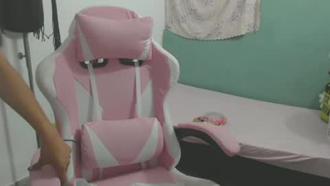 Snapshot of shayna_cute chatting on 07.13.26 Shayna online show from 07.13.26