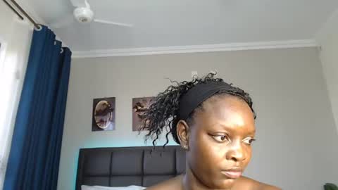 Snapshot of shayne_akinyi chatting on 07.23.26 Shayne online show from 07.23.26