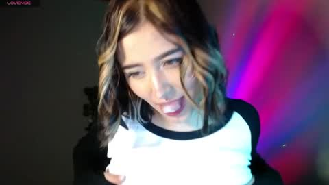 Snapshot of she_alice chatting on 04.29.26 she_alice online show from 04.29.26