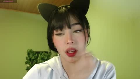Snapshot of she_alice chatting on 06.02.26 she_alice online show from 06.02.26