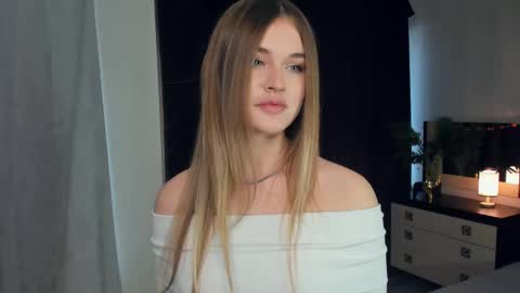 Violet online show from 12.21.24