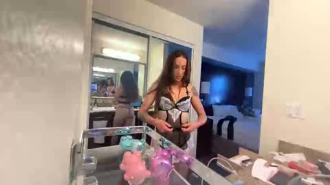 Snapshot of shego0922 chatting on 10.30.25 shego0922 online show from 10.30.25