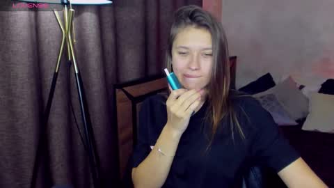 Snapshot of sheillatyler chatting on 10.13.25 Alexis online show from 10.13.25