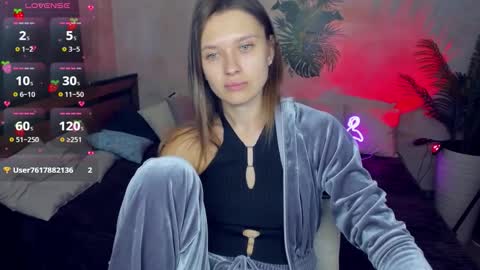 Snapshot of sheillatyler chatting on 10.23.25 Alexis online show from 10.23.25