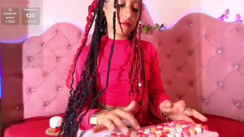 Snapshot of sheilly_brown chatting on 04.24.26 sheilly_brown online show from 04.24.26