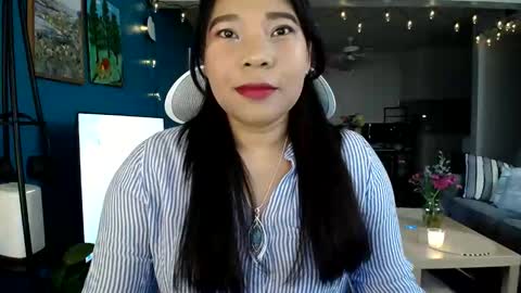 sheilyn_smith online show from 04.21.26