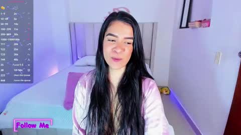 Snapshot of sheirysex chatting on 10.08.25 Danna online show from 10.08.25