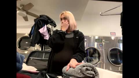 Shelby holes online show from 12.17.24