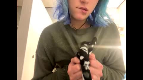 Shelby holes online show from 01.11.25