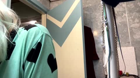 Shelby holes online show from 03.08.25