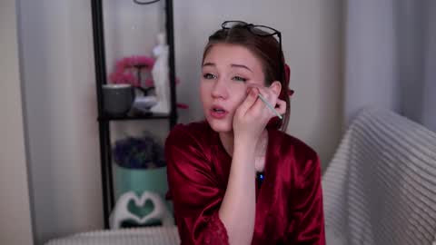 Snapshot of sheliamuyres chatting on 02.13.26 Lina online show from 02.13.26