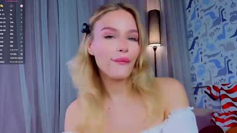 Snapshot of sheliamuyres chatting on 07.07.26 Lina online show from 07.07.26