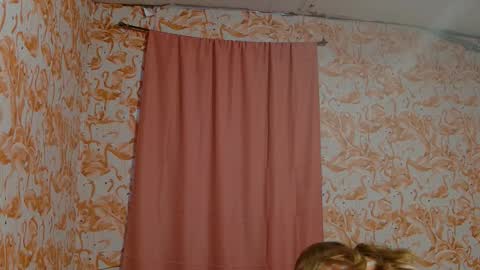 Erika online show from 11.11.25