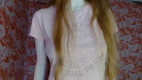 Snapshot of shelikessoymilk chatting on 08.03.26 Erika online show from 08.03.26