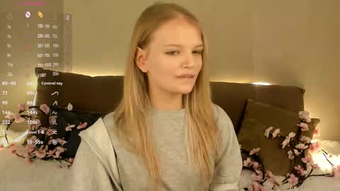 Snapshot of shellyboom chatting on 01.07.26 shellyboom online show from 01.07.26