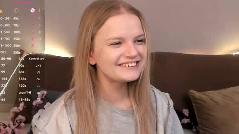 Snapshot of shellyboom chatting on 01.16.26 shellyboom online show from 01.16.26