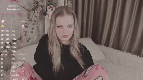 Snapshot of shellyboom chatting on 03.22.26 shellyboom online show from 03.22.26