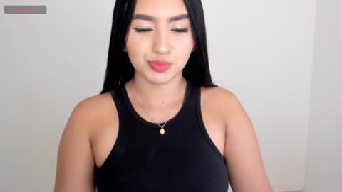Snapshot of shellyrayhs1 chatting on 06.14.26 Shelly rayhs online show from 06.14.26