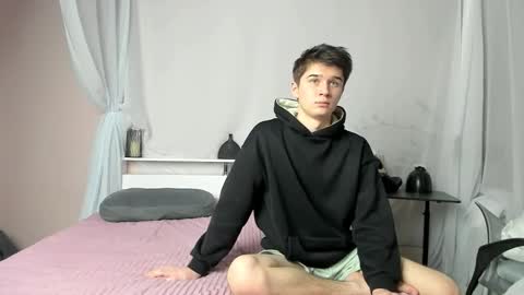 Snapshot of sherlockmax chatting on 01.18.26 Max online show from 01.18.26