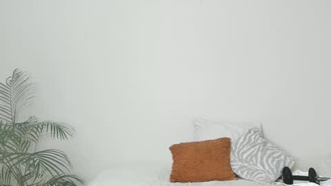 Sherlyn Adams online show from 12.29.24