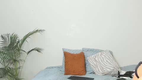 Sherlyn Adams online show from 01.26.25