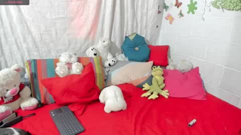  Maria Saenz online show from 12.07.24