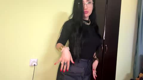 Sherry online show from 04.30.26