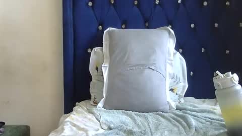 sherry_l online show from 11.23.25