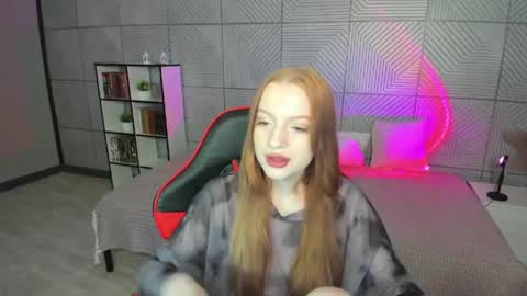 Snapshot of sherrykelly chatting on 05.19.26 sherrykelly online show from 05.19.26