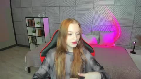 Snapshot of sherrykelly chatting on 05.19.26 sherrykelly online show from 05.19.26